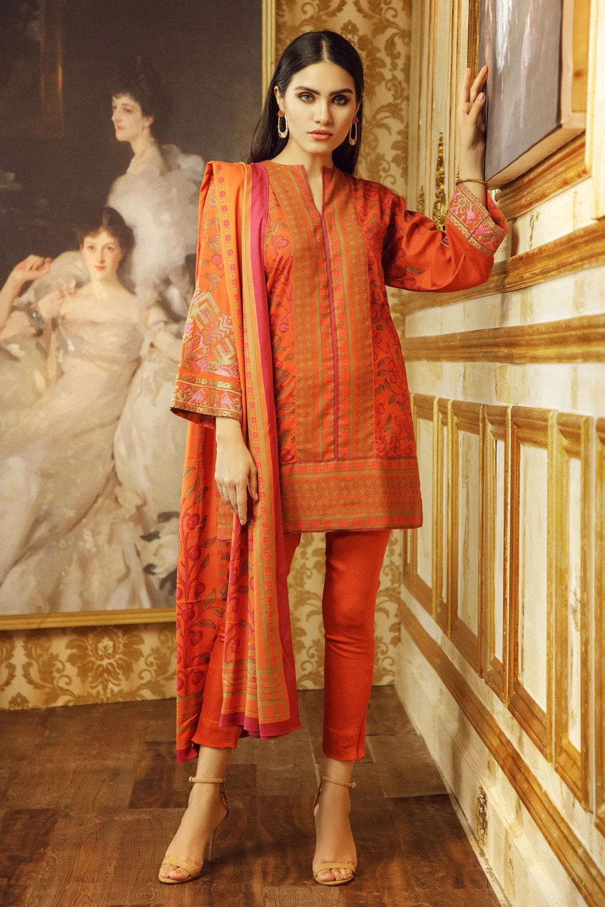 AlKaram Winter Collection 2019 – 3 Piece Embroidered Plain Viscose Suit with Plain Viscose Dupatta – FW-9.1-19-Orange