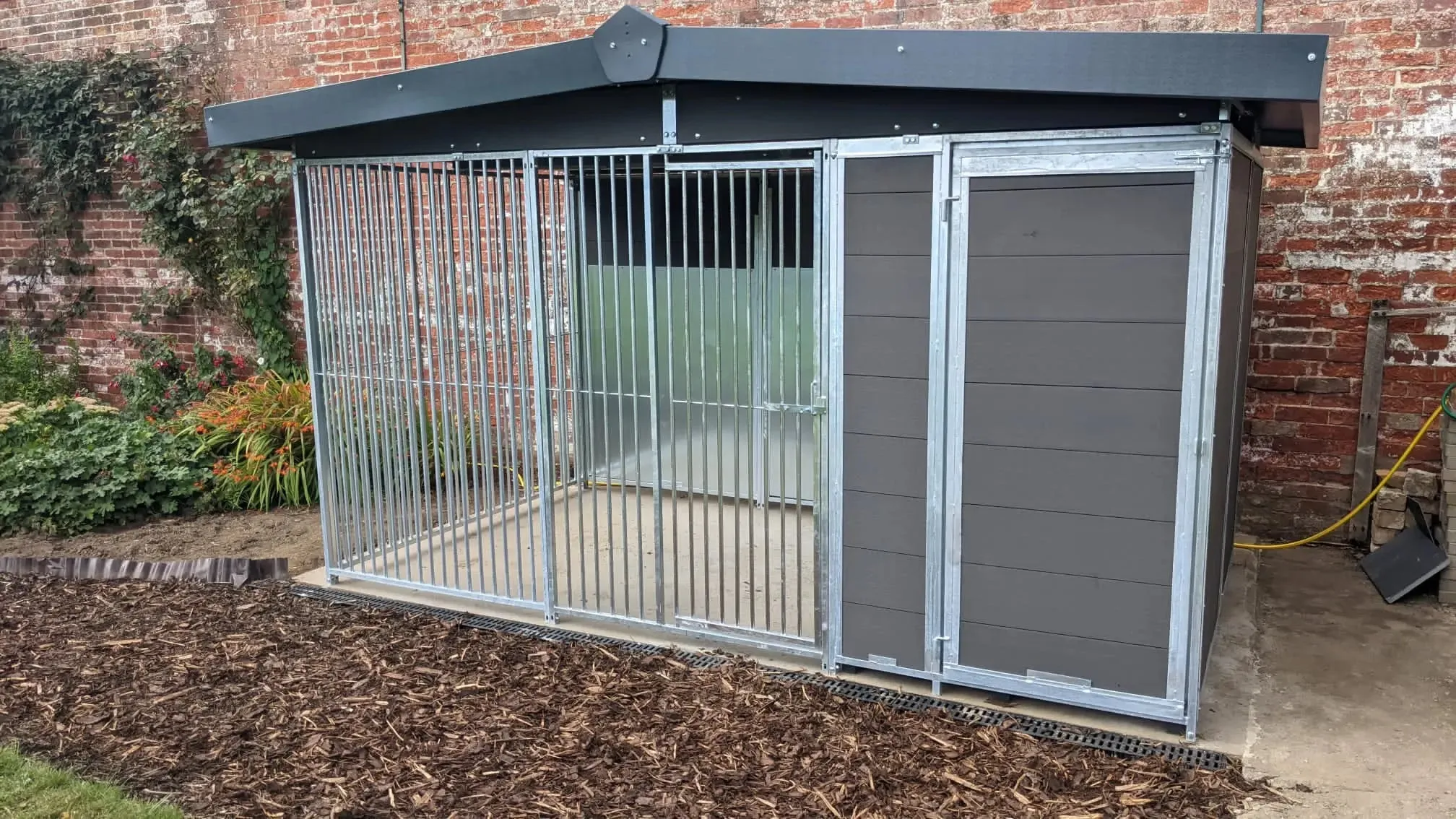 Benchmark Dog Kennel with Apex Roof - Single 14 x 8ft, Eco Thermal Range