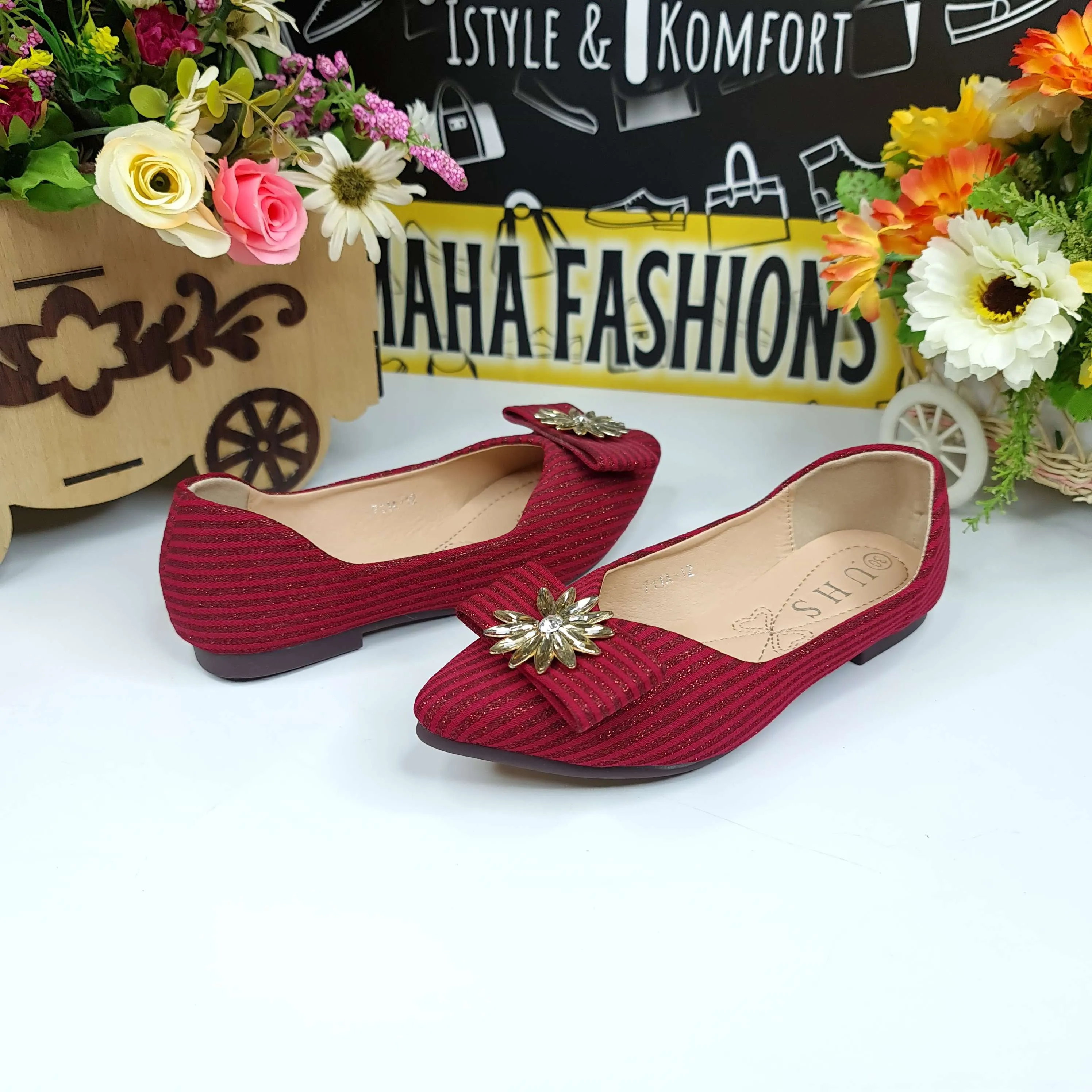 Kids Red Buckle Pumps