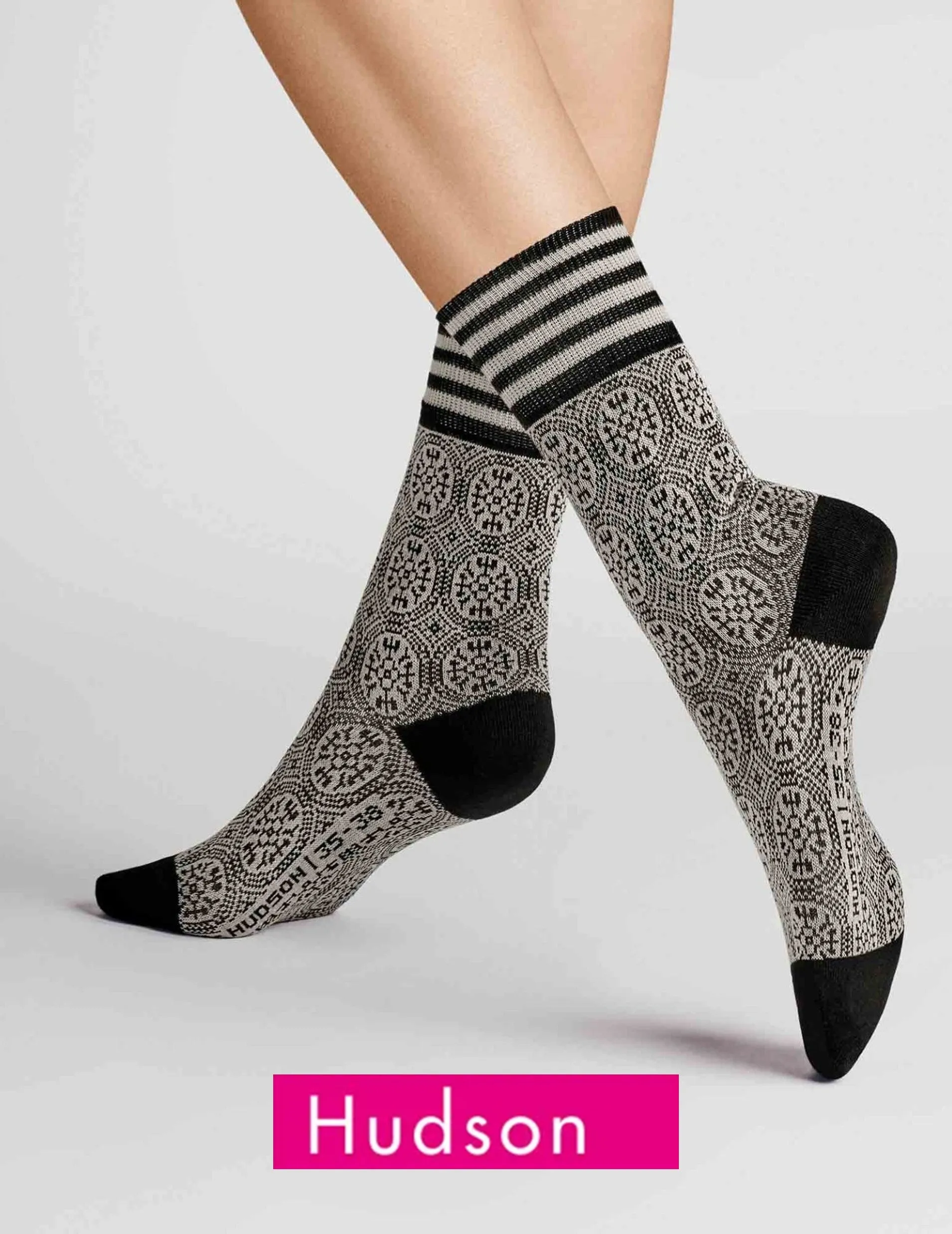 Kunert Hudson Black Tile Socks 15267