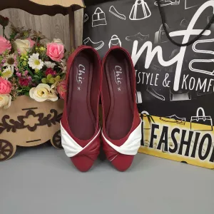 Maroon White Contrast Pumps