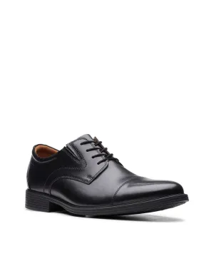 Men's whiddon cap-toe Clarks oxfords, black